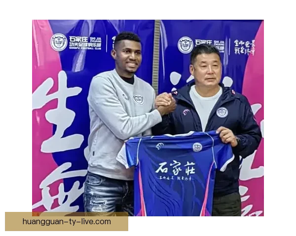 陕西联合对阵石家庄功夫 三外援挑战二外援 糜昊伦冯伯元首发领衔对决